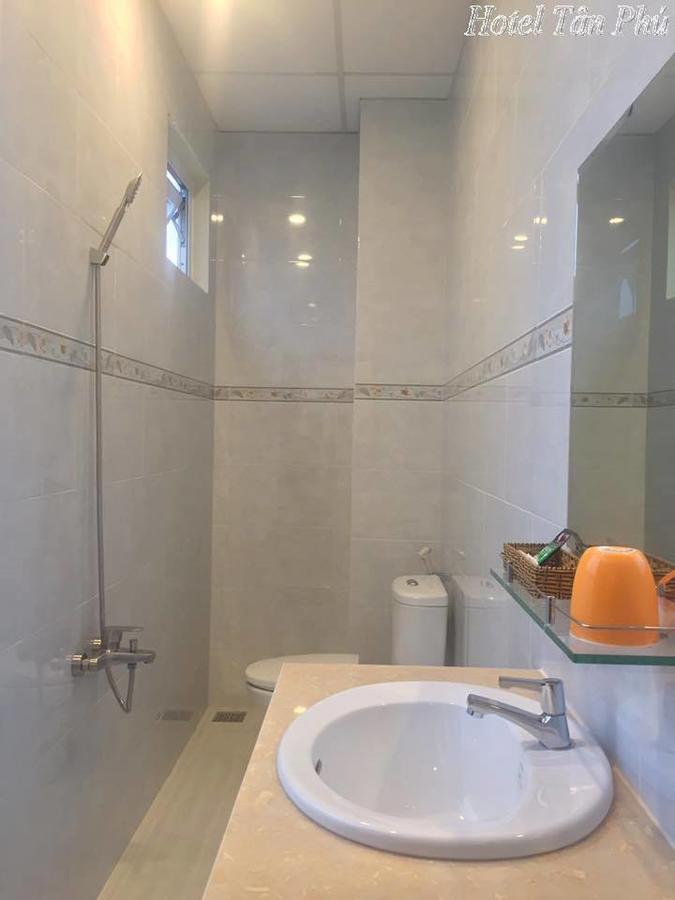 לה גי Hotel Tan Phu מראה חיצוני תמונה