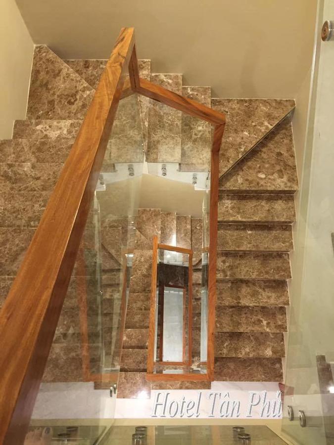 לה גי Hotel Tan Phu מראה חיצוני תמונה